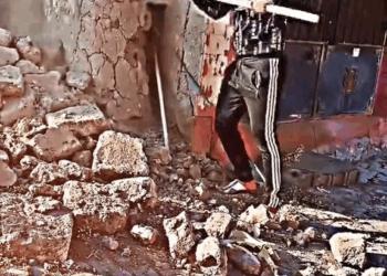 M2010016 In this video we rescued a poor dog that was stuck 🐕 #dog #dogrescue #dogs #fyp #rescue team1 @Rescue Team part2