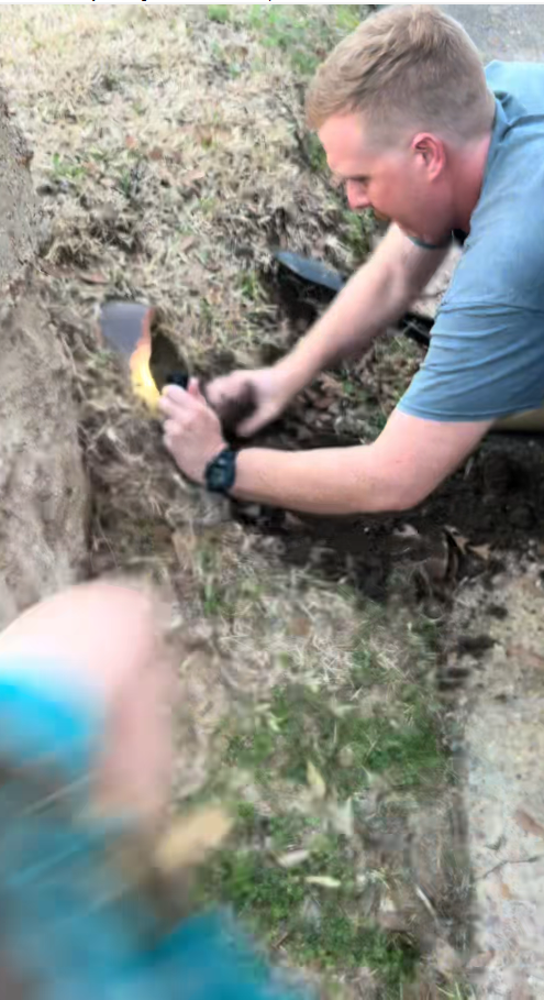 B1711021_We had big scare today when our lucy got stuck in drain pipe! Tha…_part2